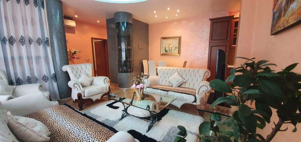 Jepet Apartamet 1+1 me qera tek rruga e kosov